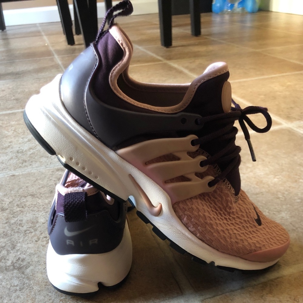 Nike Air Presto in Port Wine ❗️RARE❗️